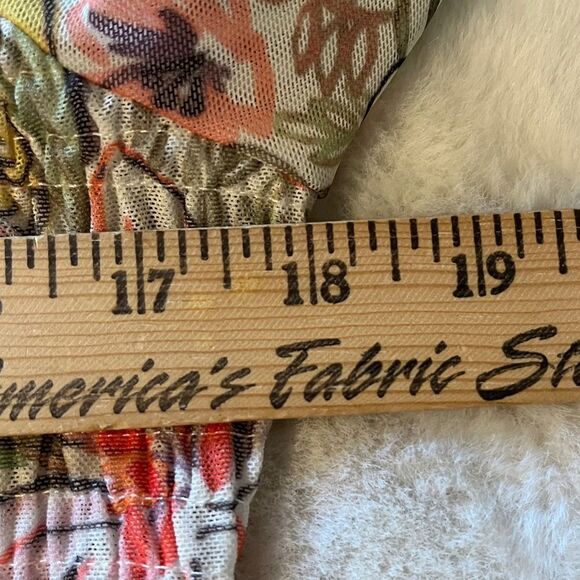 Anthropologie Aurelia Smocked Top Size Large - Picture 13 of 15